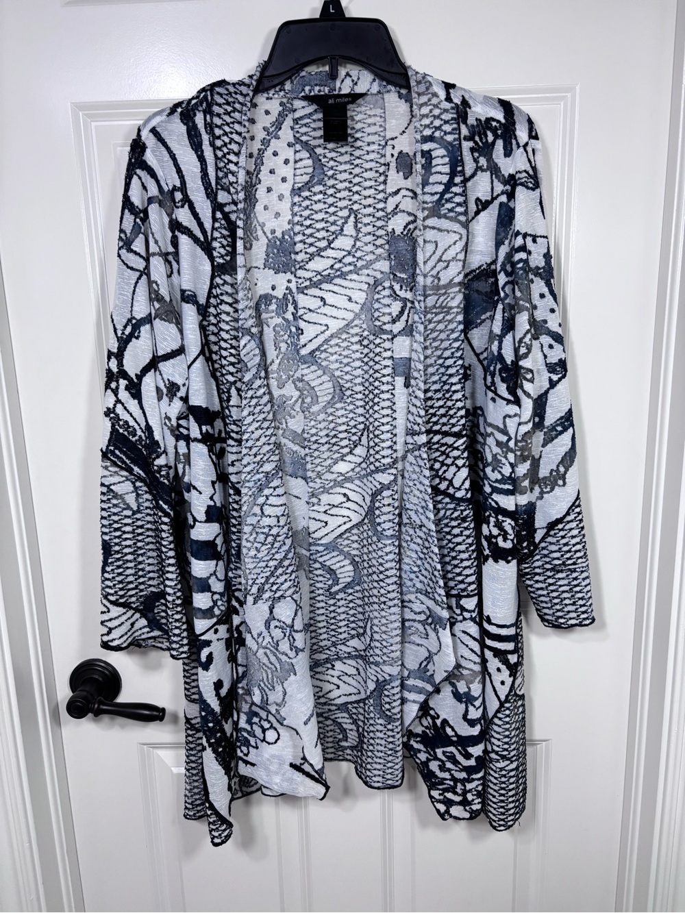 Ali Miles Open Front Patterned Cardigan Women’s 1X Black White